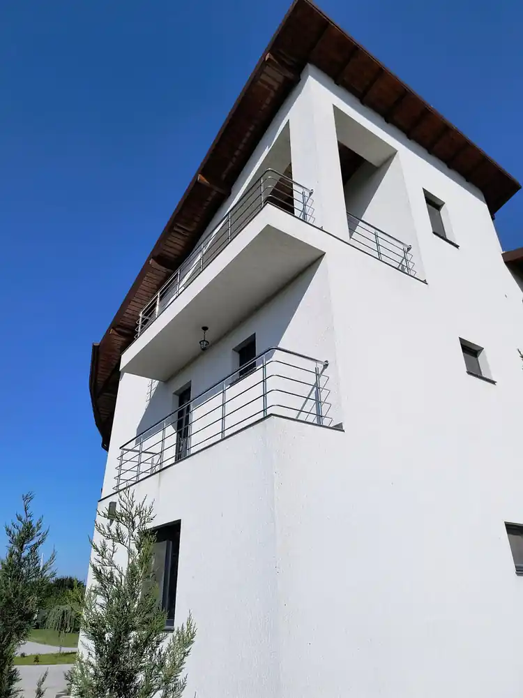 Balustrade inox pentru balcoane în Giurgiu - model realizat de Real Inox