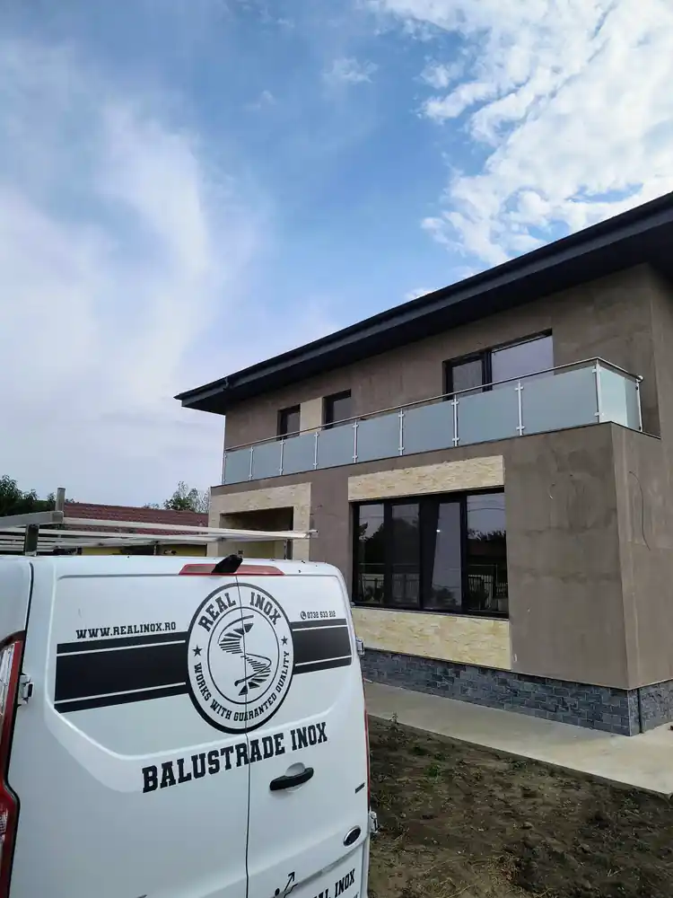 Balustrade inox pentru balcoane în Ialomița - model realizat de Real Inox