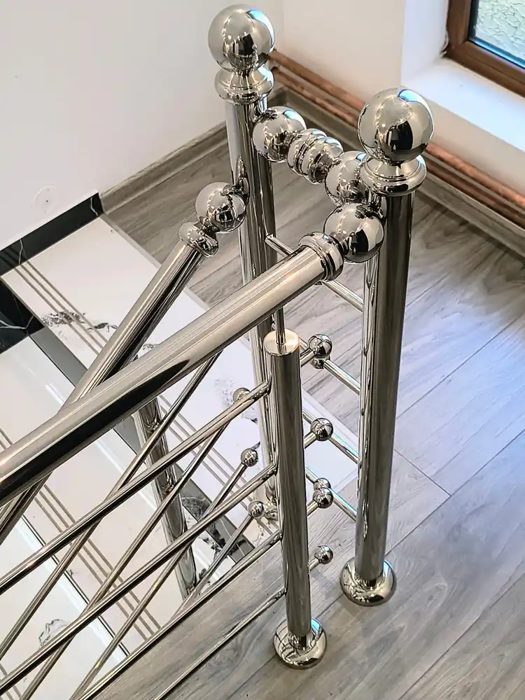 Balustrade inox cu model în Ialomița - model realizat de Real Inox