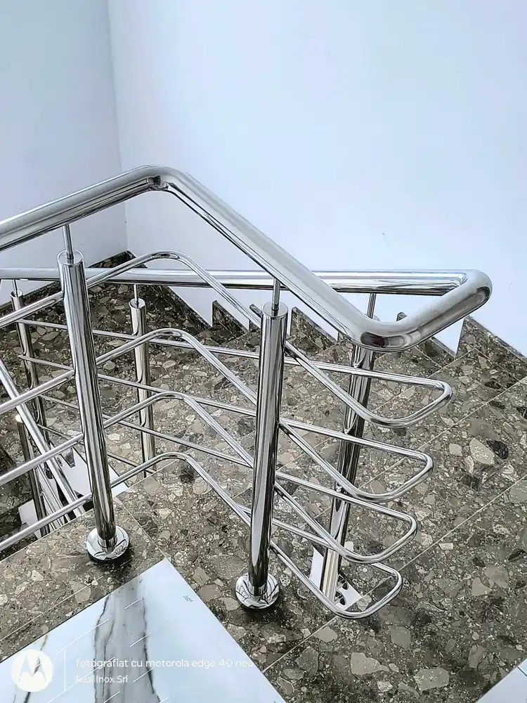 Balustrade inox cu model în Prahova - model realizat de Real Inox