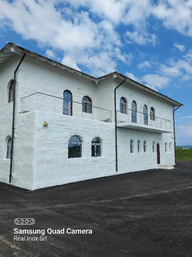 Balustradă inox cu sticlă securizată pentru piscină