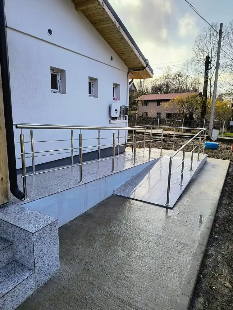 Balustrade inox pentru scări exterioare în București - model realizat de Real Inox